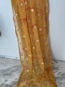 Elegant Yellow Embellished Kurta