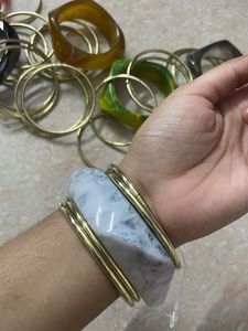 Chunky Resin &amp; Gold Bangle Set of 5
