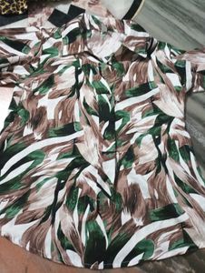 Abstract Print Button-Up Blouse