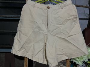 Classic Beige Shorts