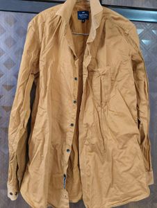 Men's Casual Button-Down Shirt