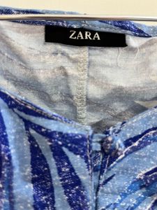 Zara Blue Leaf Print Tie-Front Crop Top