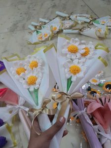 Crocheted Daisy Bouquets 3pic bouquet any 1
