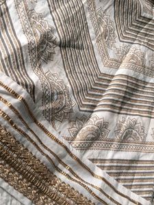 Elegant Ethnic Kurta with Intricate Patterns