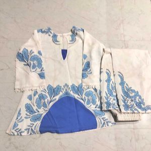 Elegant White &amp; Blue Floral Kurta Set