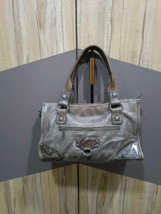 Stylish Grey Leather Handbag