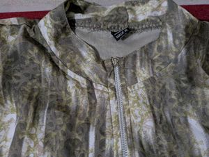 Stylish Tiered Print Top