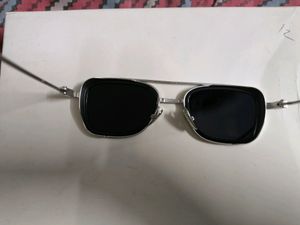 Metal Sunglasses🕶️Squared Retro Kabir Singh black