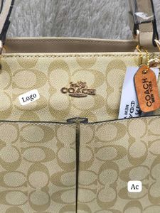 coach spacious tote bag