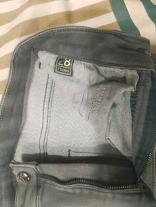 Grey Jeans | Waist 28