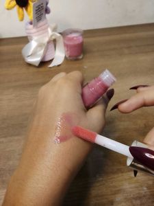 Mars Candy Glisten Lip Gloss