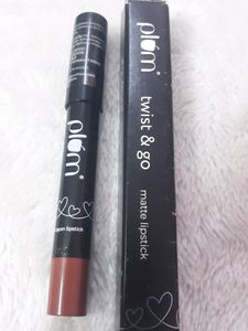 Plum Twist & Go Matte Lipstick | Ceramides + Hyalu
