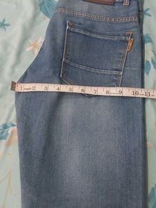 Light Wash Straight Jeans