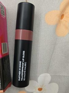 SUGAR Lip Gloss - Mauve Malbec