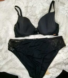 Elegant Black lingerie set 👍
