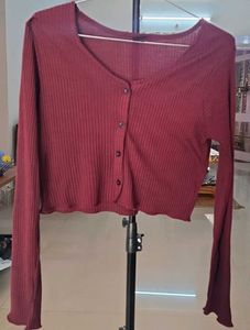 Maroon Ribbed Button-Up Crop Top