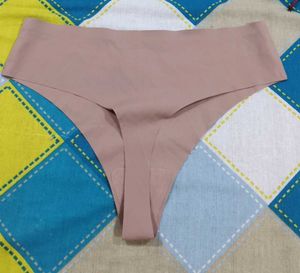 Seamless Thong Panty high waist