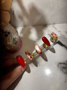 Chic Red & Glittery Heart Press-On Nails 10 tips