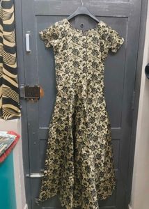 Elegant Floral Maxi Gown 🖤