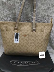 Coach Tote Bag - Classic Signature
