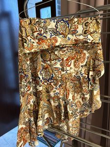 Berrylush Beige Floral Skirt
