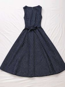 Chic Navy Polka Dot Midi Dress