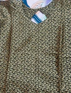 Designer Paisley Print Short Kurti