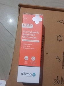 The Derma Co (Sunscreen &amp; serum)