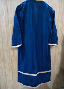 Women Embellished Royal Blue Kurta