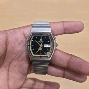 Working Vintage Ricoh Watch
