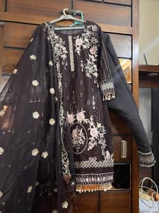 Elegant Embroidered Pakistani Suit