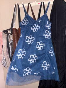 Blue Floral Mesh Top (S- size)