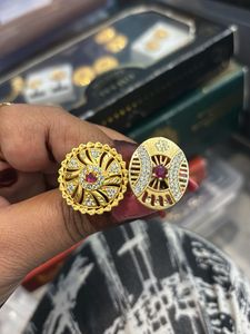 Exquisite Gold &amp; Diamond Studded Rings