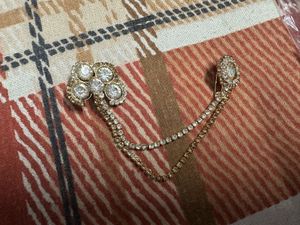 Saree Brooch Golden