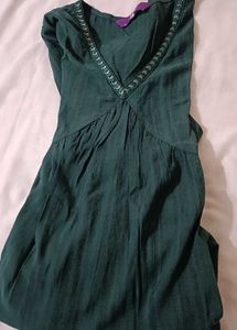 Elegant Green Embroidered Kurta