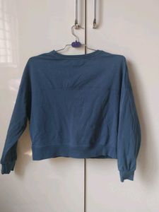 Blue Graphic Print Sweatshirt