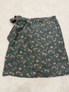 Floral Print Wrap Mini Skirt