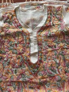 White Multi Colour Embroidered Georgette Kurta