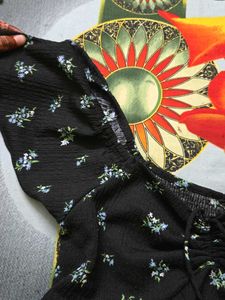 Chic Black Floral Peplum Top