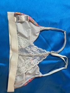 Pretty Floral Lace Bralette