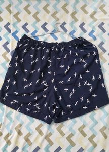 Bird Print Shorts With Pockets