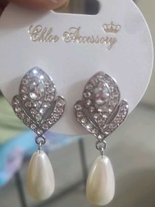 Elegant Pearl Drop Earrings