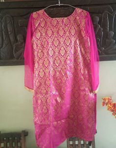 Elegant Pink &amp; Gold Kurta Set