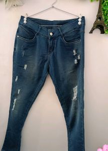 Navy blue- Ripped Jeans👖|