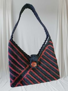 Crochet hand bag