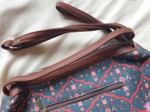 Sheesh Mahal Jaali Motif Structured Shoulder Bag