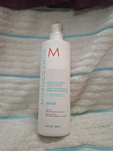 Moroccanoil Moisture Repair Conditioner