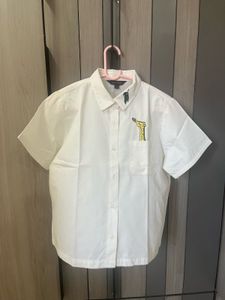 Women’ Shirt with Giraffe embroidery