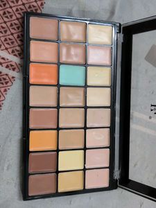 24 Color Concealer Palette