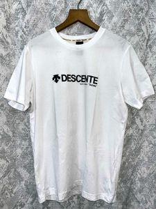 Descente White Graphic Tee Premium Fabric